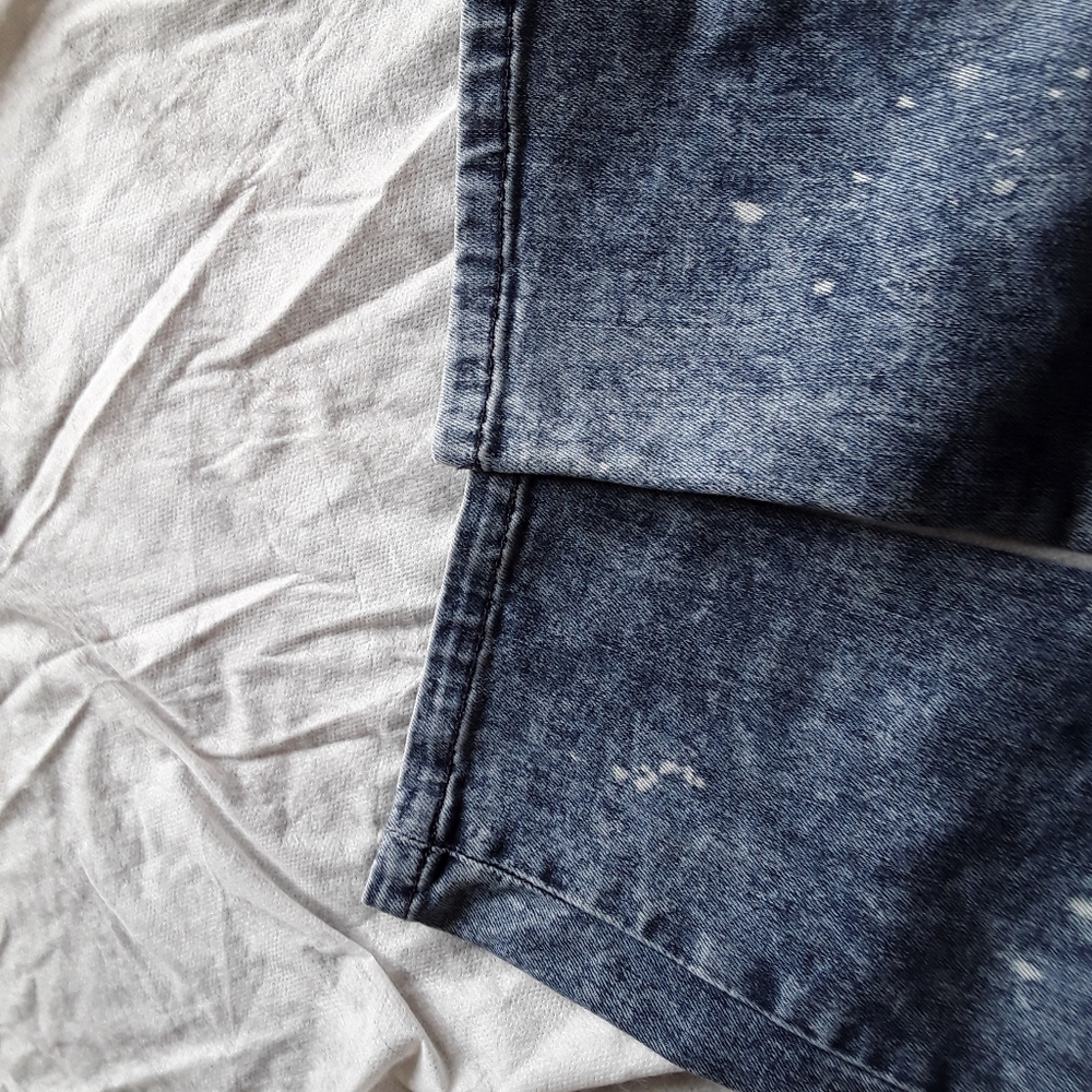 Cabi Constellation Paint Splatter Skinny Jeans - Picture 9 of 11